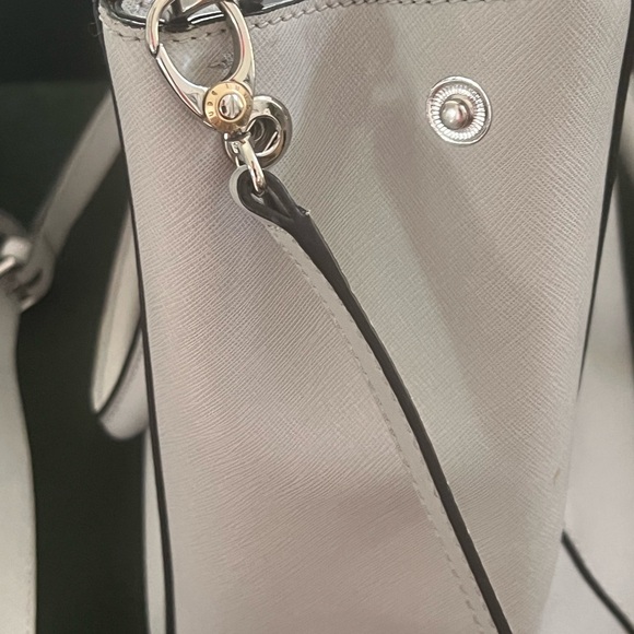 Henri Bendel Elegant Light Gray Satchel - Picture 8 of 8